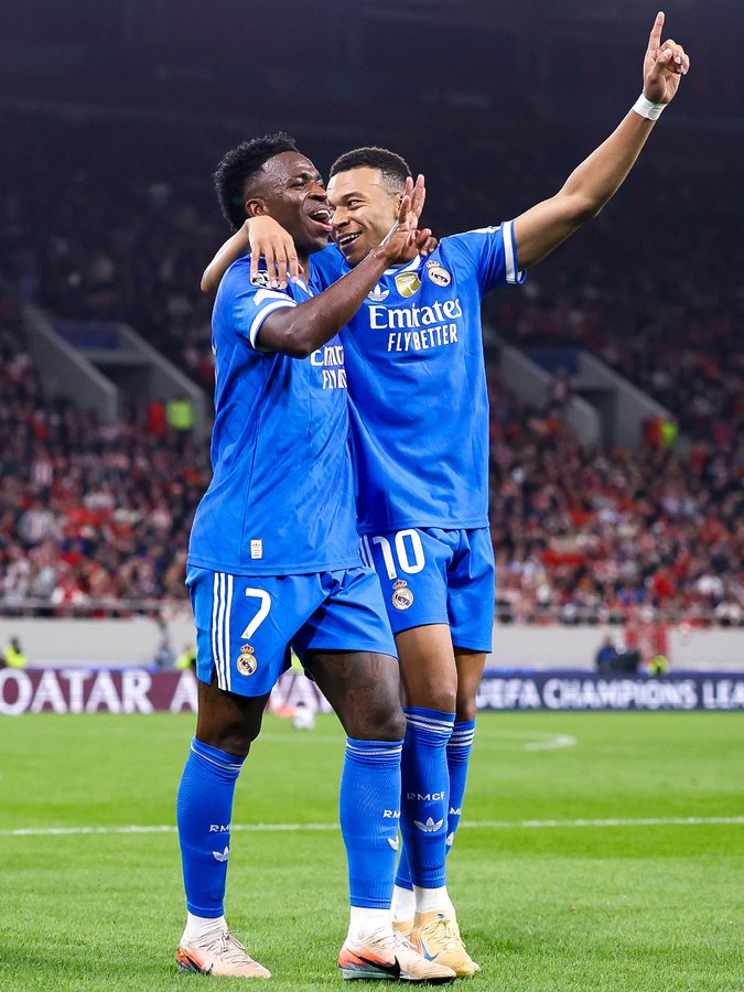 champions league: aplasta kylan mbappé rebelión griega en el pireo | resultados