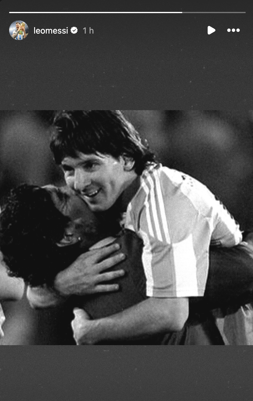 “sólo muere quien es olvidado”: diego armando maradona (1960 2020) | video