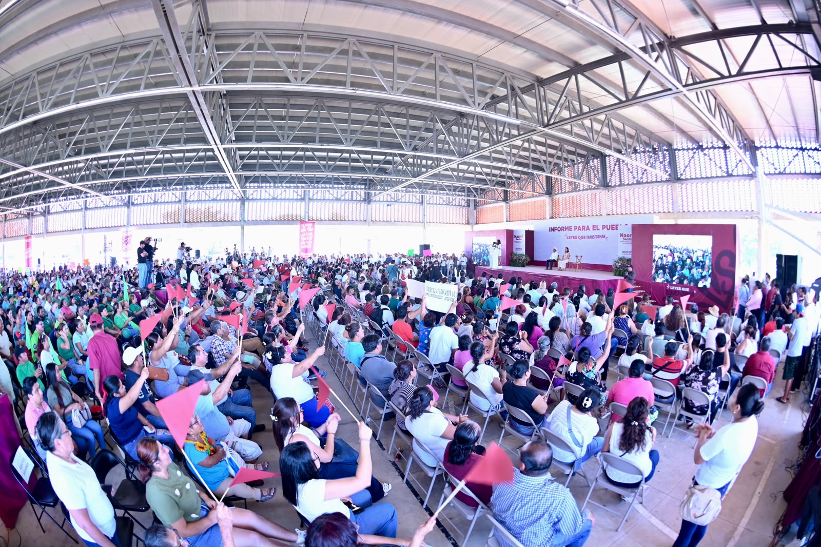 Diputada Naomi Santos rinde cuentas al distrito de Minatitlán – Foto 4