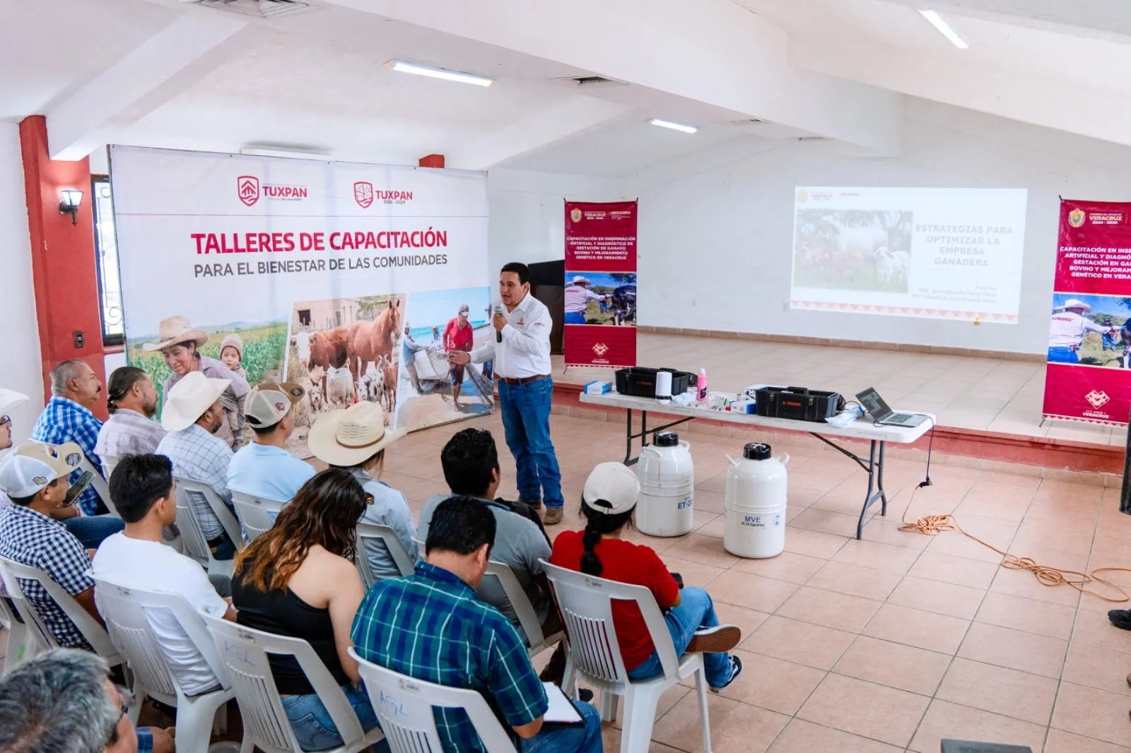 Capacitación fortalece al sector ganadero de Tuxpan – Foto 5