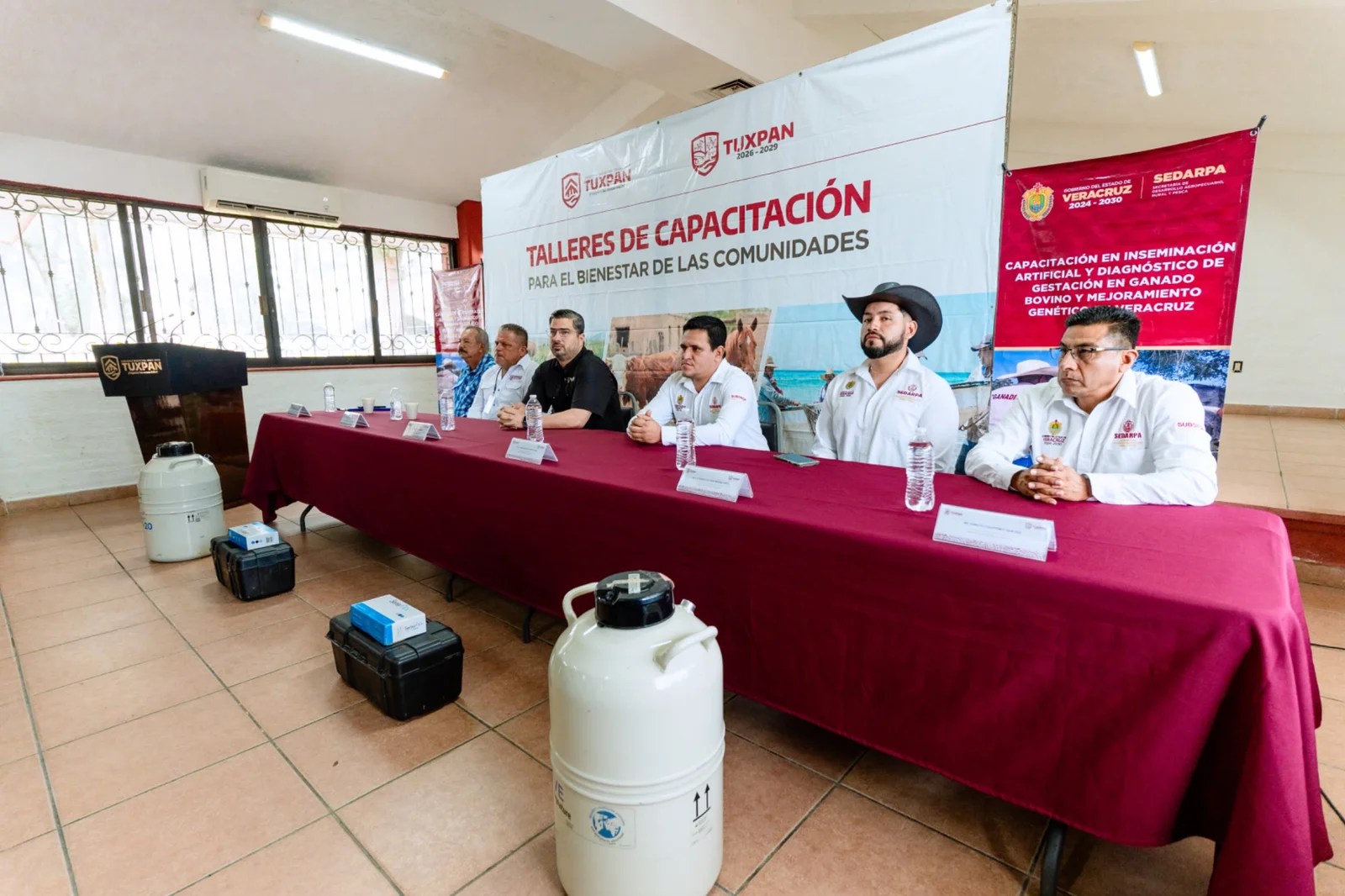 Capacitación fortalece al sector ganadero de Tuxpan – Foto 6