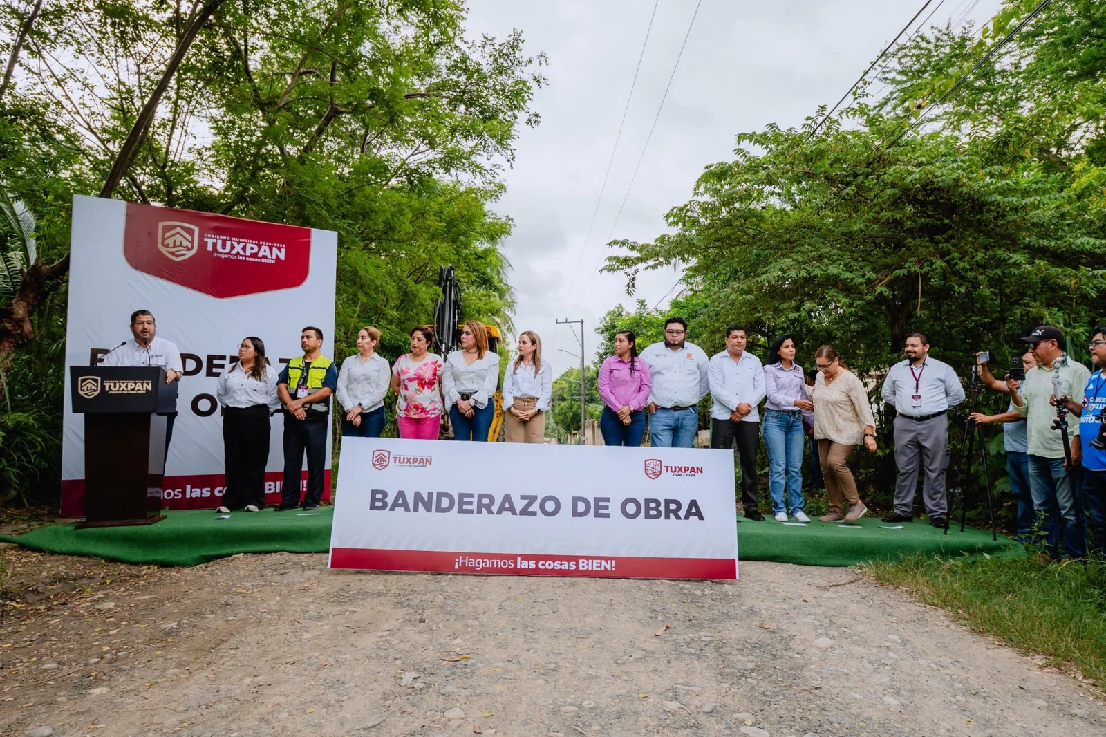 Gobierno de Tuxpan da banderazo de inicio a la primera de 46 obras programadas para este año – Foto 4