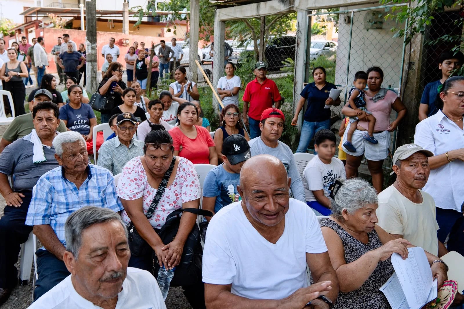 Arranca pavimentación de la calle Los Pinos; beneficiará a 2 mil personas – Foto 2
