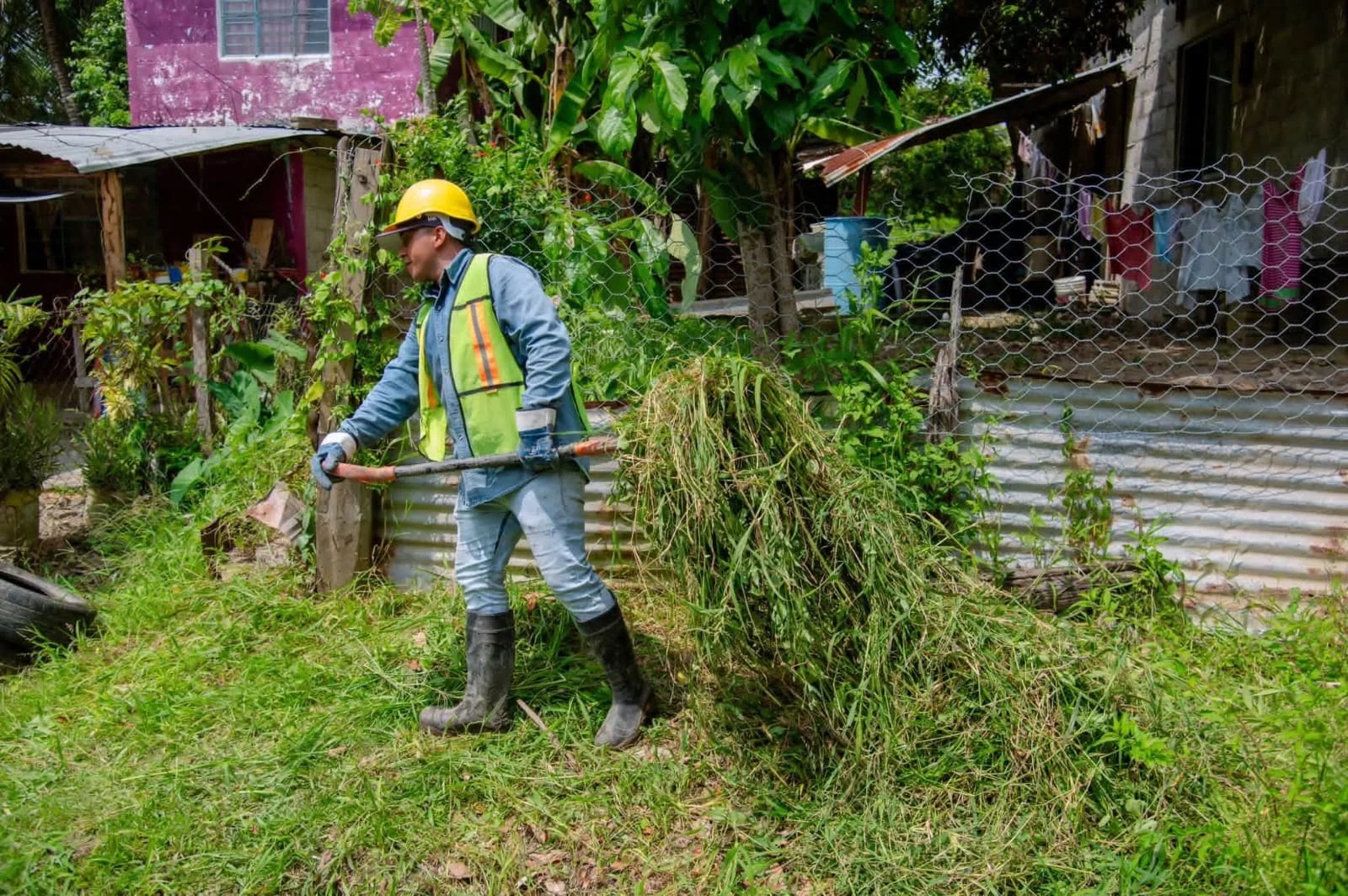 SE ATIENDE LIMPIEZA DE DRENES PLUVIALES – Foto 4