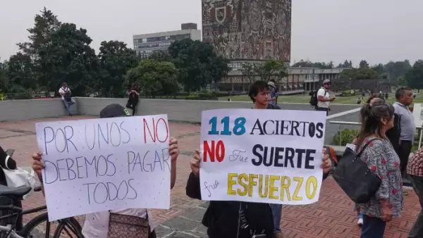 Amparos contra UNAM