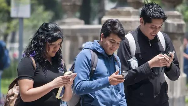 CRT extiende hasta diciembre el registro de líneas móviles: