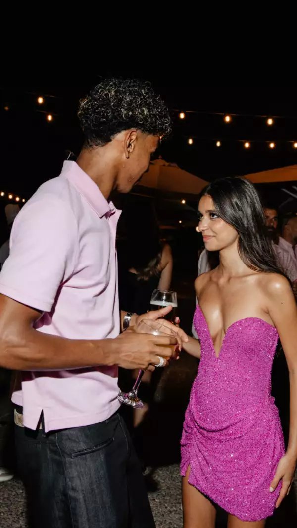 Inés García y Lamine Yamal derrochan amor en fiesta por sus