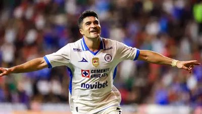 Almada Impone