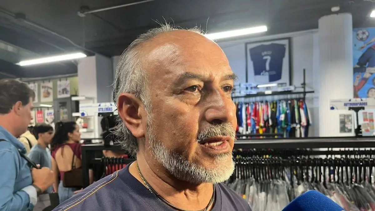 **Título:** Suzuki Zion hace historia: el portero japonés má