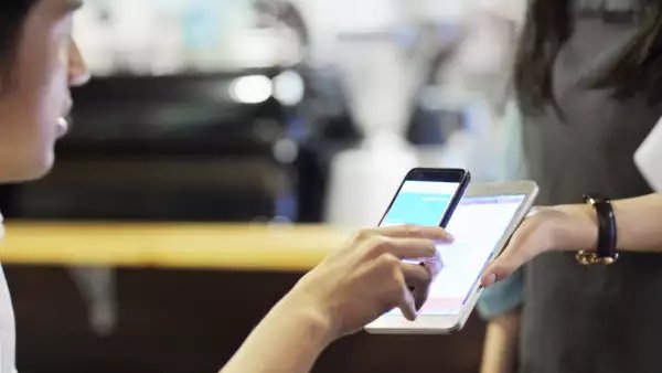 Bara acelera y reta a Tiendas 3B con formato de descuento