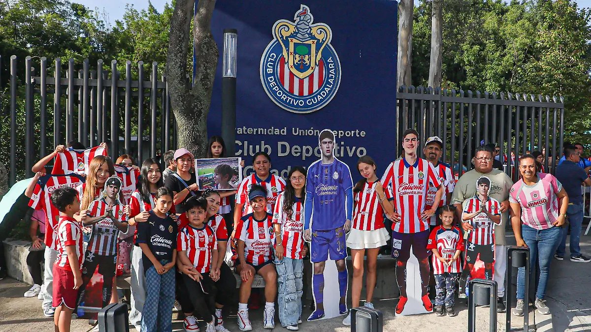 El mediocampista uruguayo rompió el silencio y soltó una con