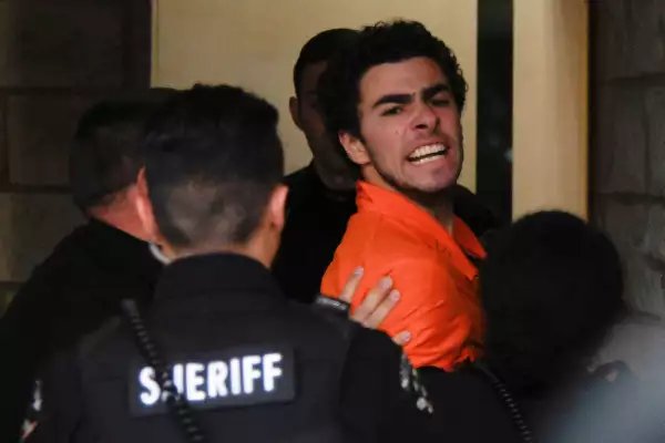 Asesinato en EU