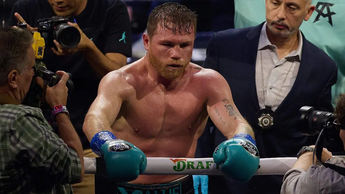 Con esa lección guardada y el respaldo del equipo de Canelo,