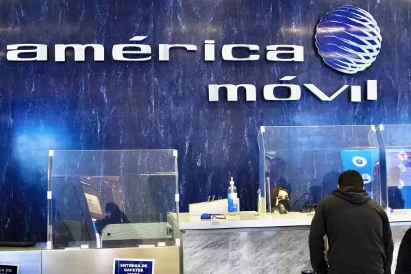 El imperio de Carlos Slim deja miles de millones al fisco me