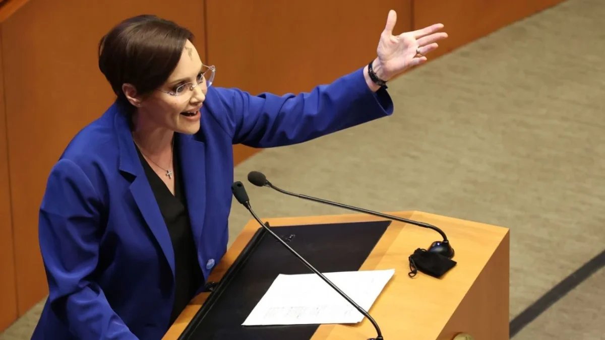 “Ustedes son lacayos del gobierno de Estados Unidos. Patraña