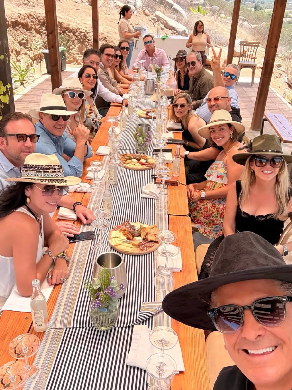Familia de Luis Miguel en Valle de Guadalupe