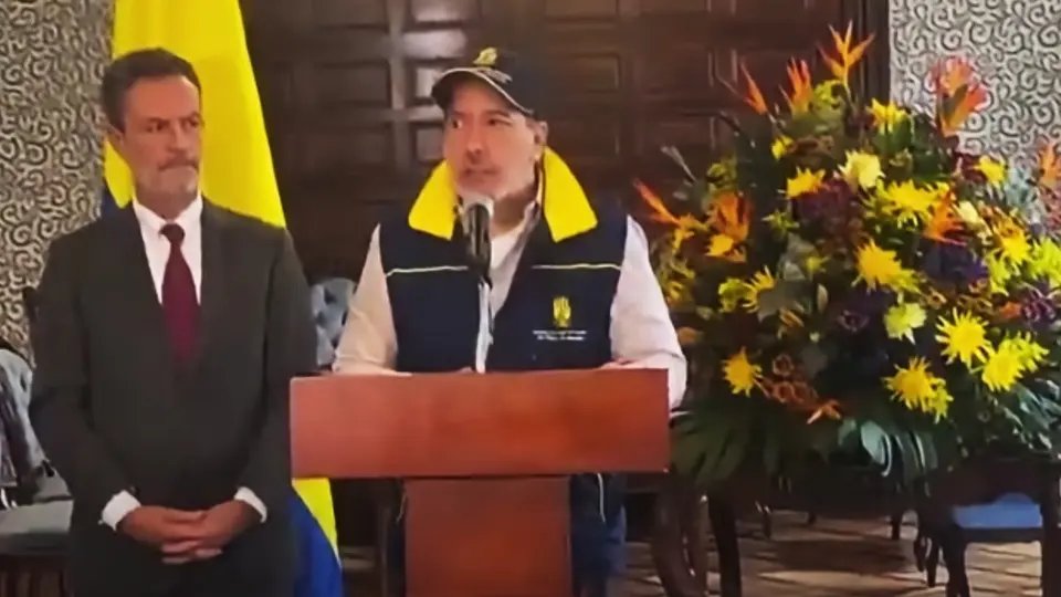 Colombia aclara por qué no pidió rescatistas a México tras e
