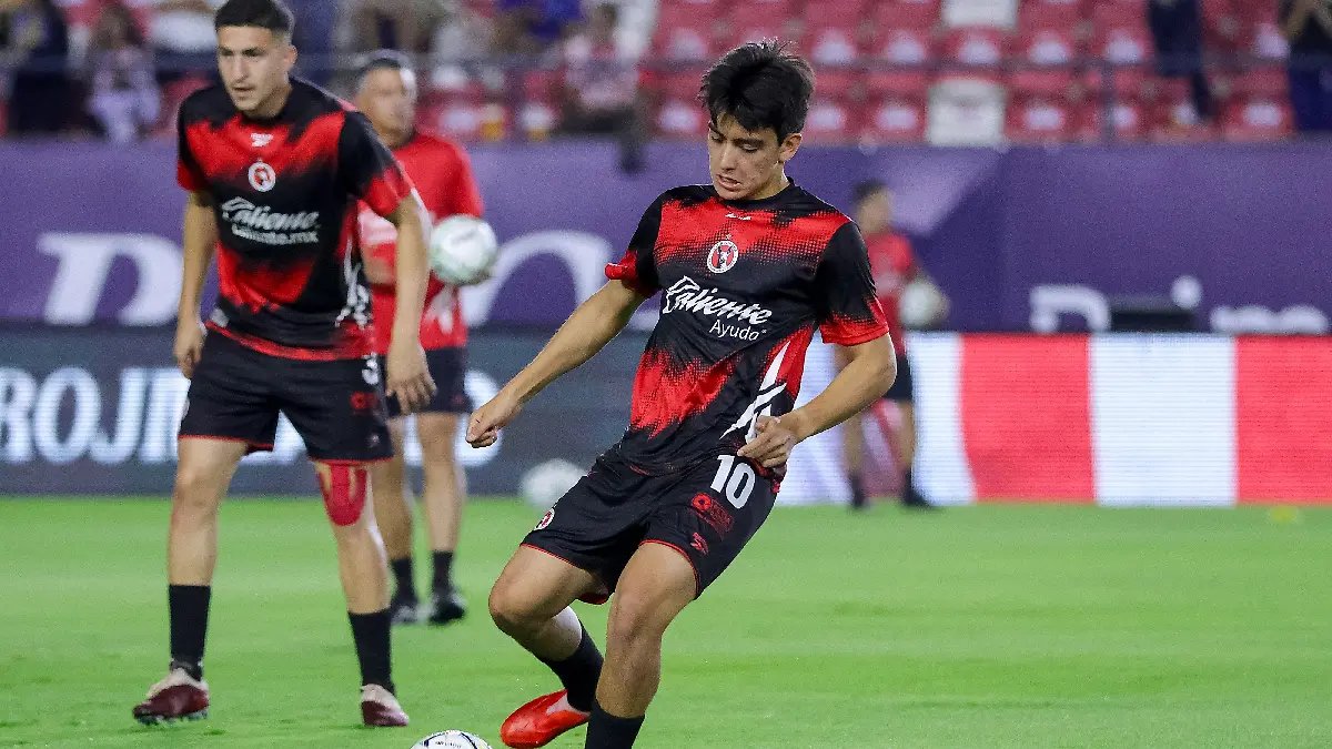 Tigres Busca DT