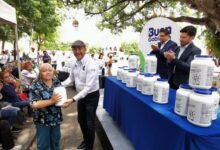 Entrega gratuita de suplemento alimenticio tipo proteína del Buen Gobierno de Zamora, Michoacán
