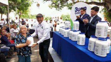 Entrega gratuita de suplemento alimenticio tipo proteína del Buen Gobierno de Zamora, Michoacán