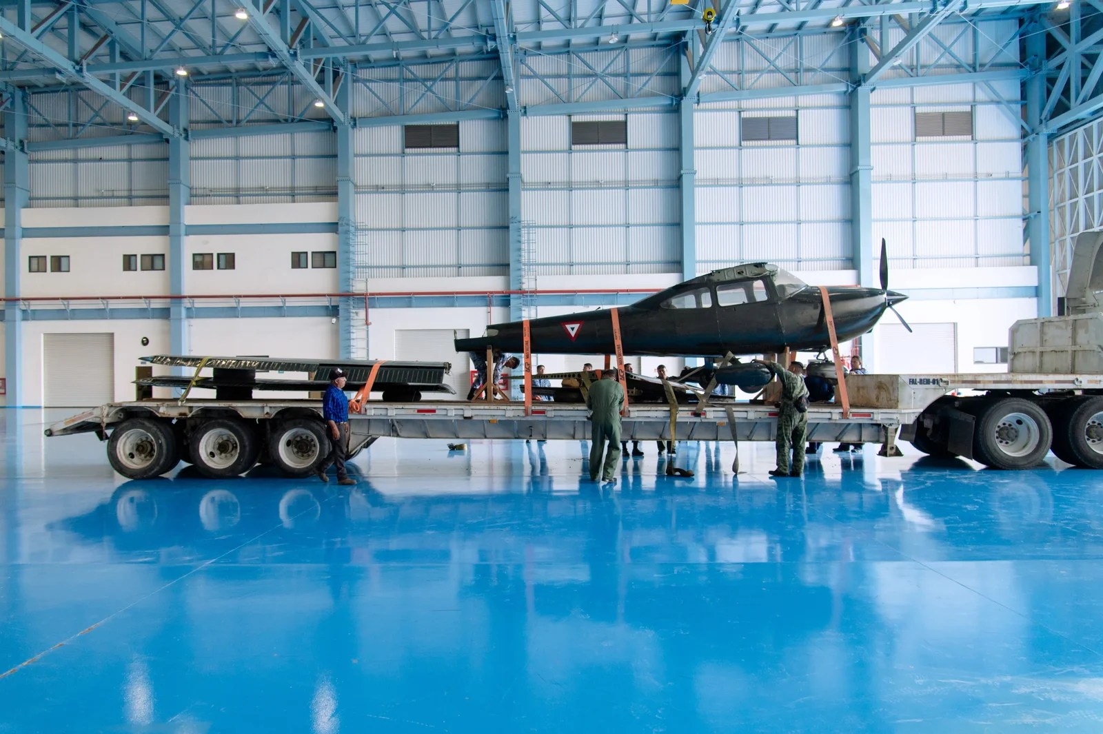 FUERZA AÉREA MEXICANA DONA A TUXPAN AERONAVE PARA HONRAR A FAUSTO VEGA SANTANDER