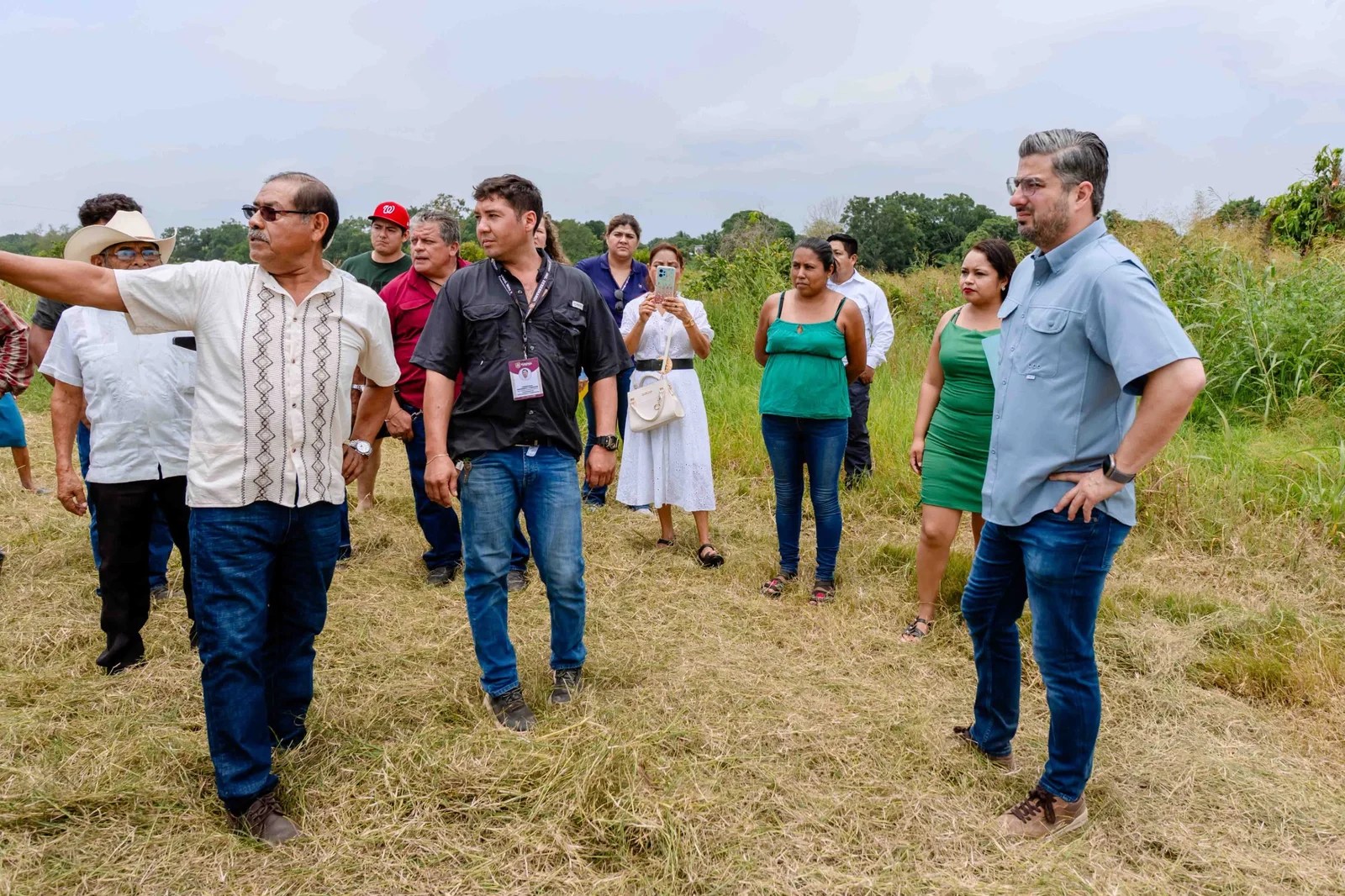 Daniel Cortina recorre Tampiquillo, Lindero y Comején