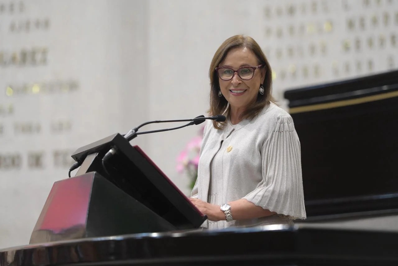 Condecora Congreso del Estado a Gloria Sánchez con la Medalla “Heberto Castillo”