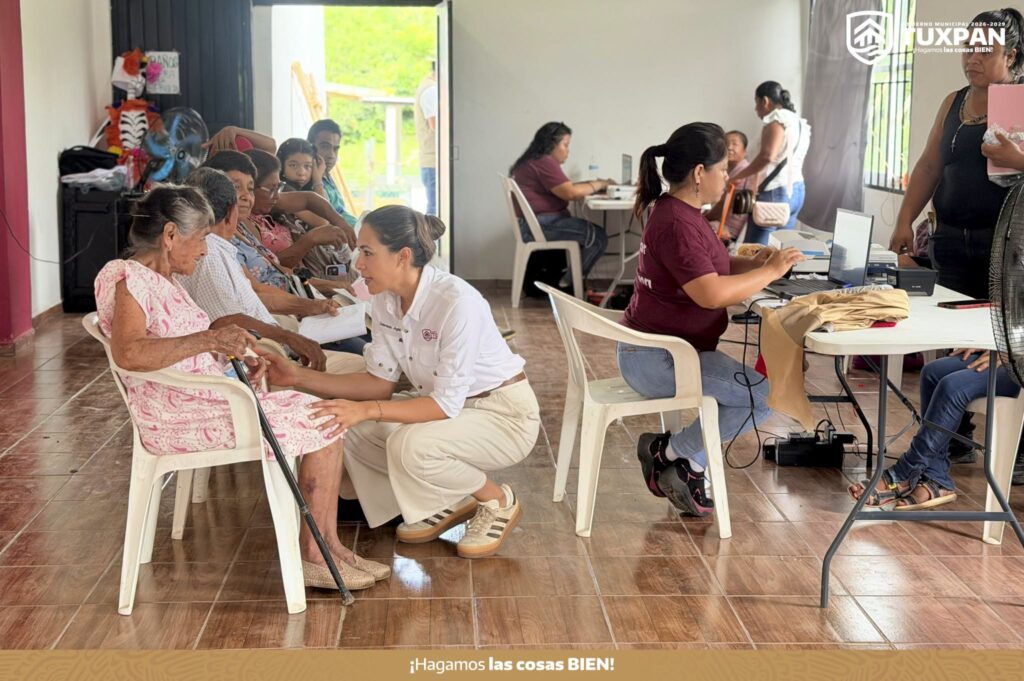 Jornada 'El Ayuntamiento en tu Comunidad' en Juana Moza, Tuxpan