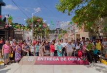 La alcaldesa Ada Rodríguez inaugura la calle Escarcha en la colonia Agustín Lara, Poza Rica
