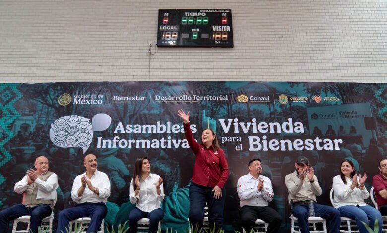Asamblea informativa de Vivienda para el Bienestar en Poza Rica