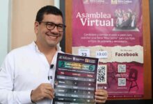 Coordinador estatal de Becas para el Bienestar con el calendario de pagos del bimestre septiembre-octubre