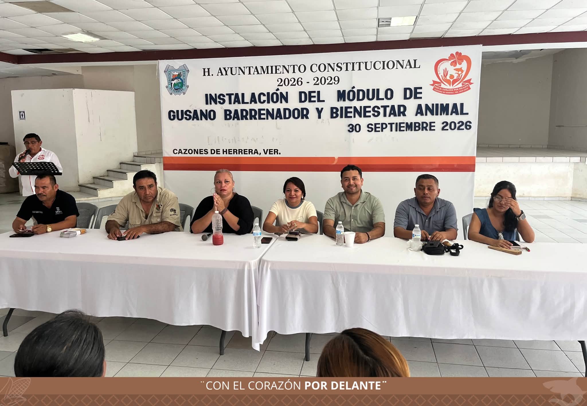 Instalación del Módulo de Gusano Barrenador y Bienestar Animal en Cazones de Herrera