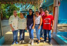 Donación de tinaco del Ayuntamiento de Cerro Azul a la escuela primaria Melchor Ocampo