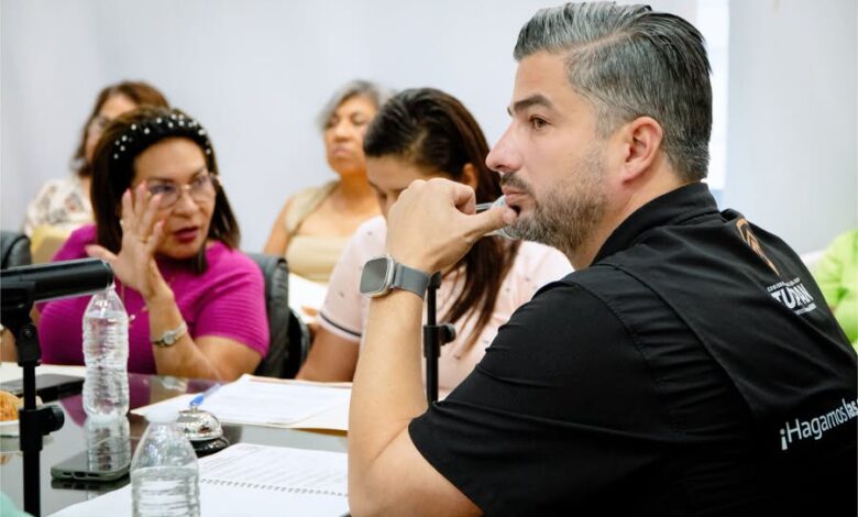 Sesión de Cabildo de Tuxpan donde se aprobó incorporar una nueva obra al Programa General de Inversión