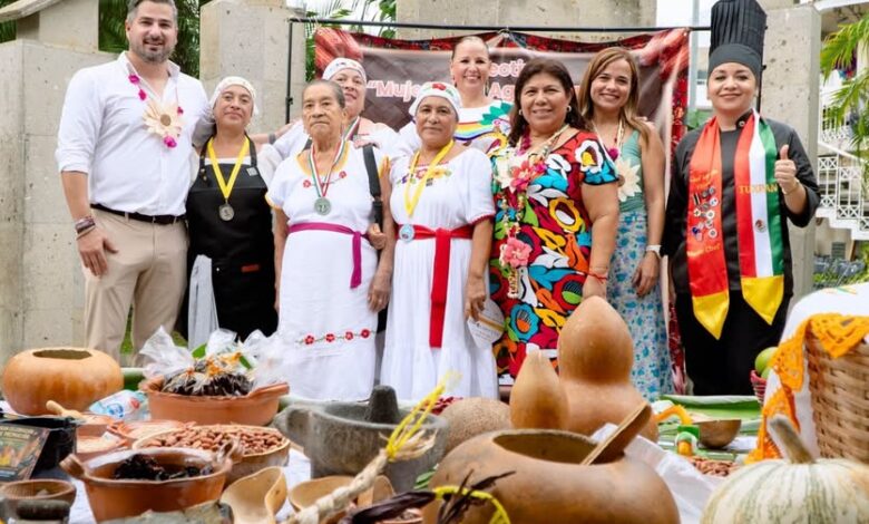 Muestra gastronómica del XXIX Festival de la Huasteca Veracruz 2026 en el parque Reforma, Tuxpan