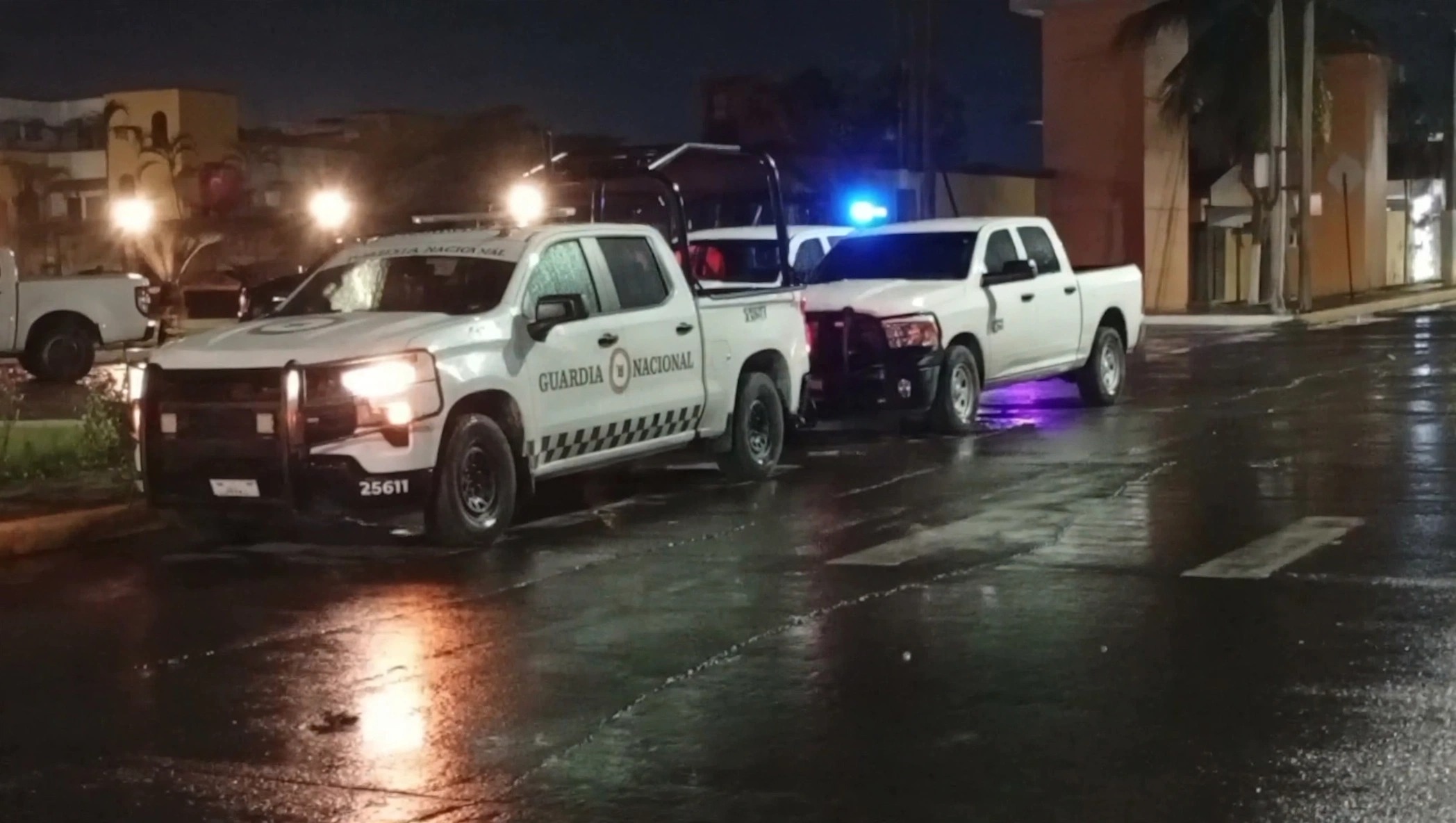 Patrullas de la Guardia Nacional en la zona del hecho