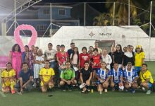 Jornada de concientización sobre cáncer de mama y cervicouterino en la cancha Libertad, Papantla