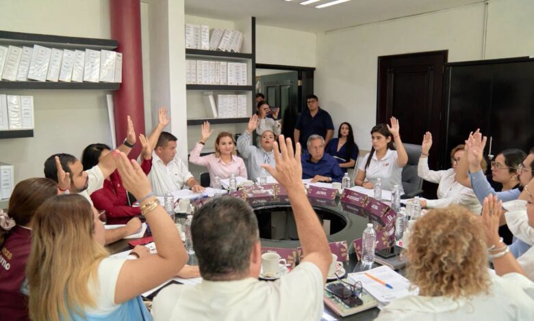Sesión de Cabildo de Poza Rica donde se aprobó por unanimidad la Ventanilla Única