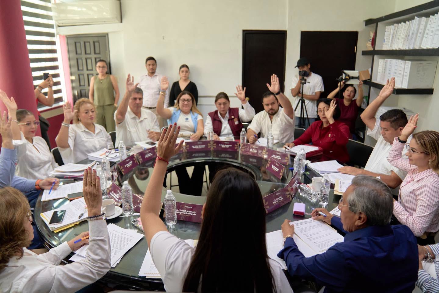 Votación del Cabildo de Poza Rica en la Décimo Octava Sesión
