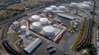 Vista aérea de terminal de almacenamiento de combustible